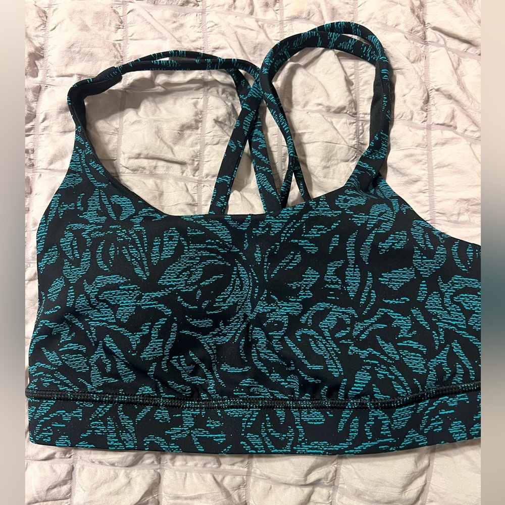Lululemon Sport Bar!